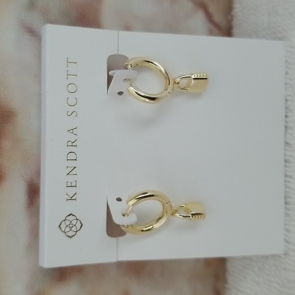 New Kendra Scott Jess Locket Huggie Earrings - Picture 1 of 6